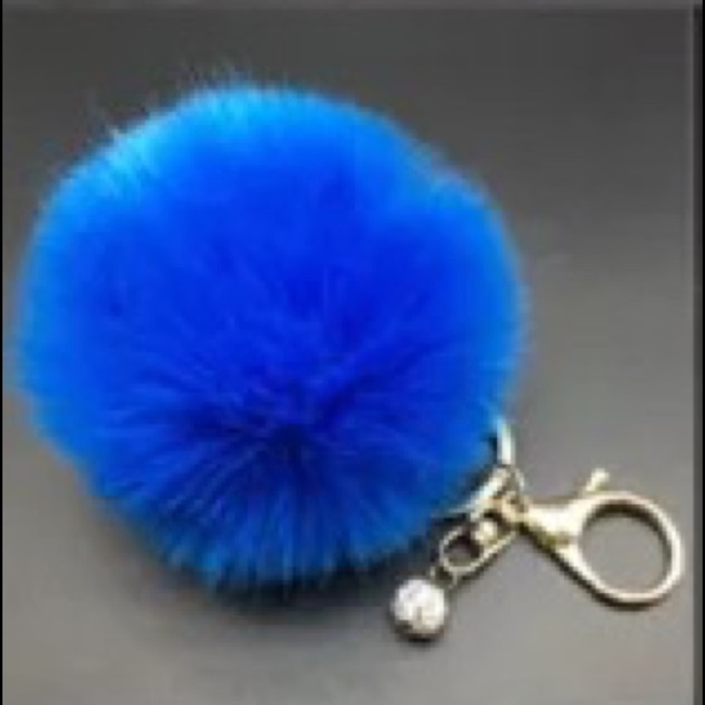 ✅🌹Beautiful Coral Faux Fur Pom Pom Key Chain Charm